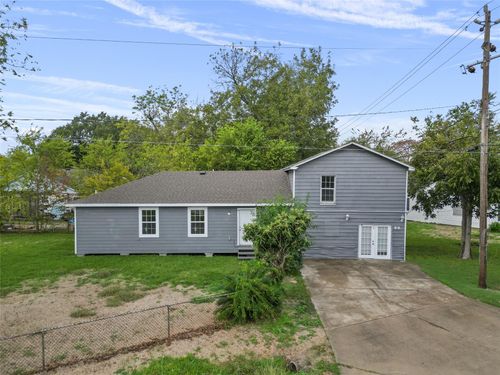 a-99 Brownwood Dr, Baytown, TX, 77520-1739 | Card Image