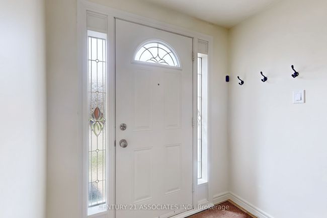 47 - 1616 Haig Blvd, Condo with 3 bedrooms, 2 bathrooms and 1 parking in Mississauga ON | Image 5
