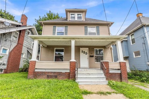 204 Broad Ave Nw, Canton, OH, 44708-4619 | Card Image