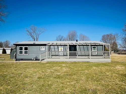 237 E Columbia St, Andrews, IN, 46702-9785 | Card Image