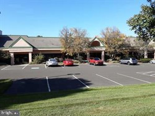 217-200 Highpoint Drive, CHALFONT, PA, 18914 | Card Image