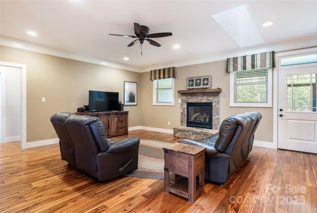70 King Heights Dr, House other with 4 bedrooms, 4 bathrooms and null parking in Fletcher NC | Image 21