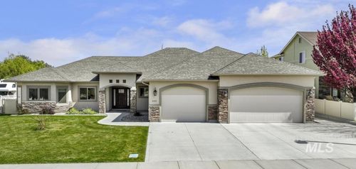 600 Sun Terrace Dr, Twin Falls, ID, 83301-8934 | Card Image