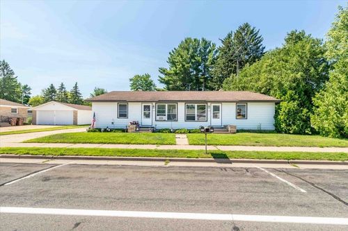 3052-3048 Michigan Ave, Stevens Point, WI, 54481-4761 | Card Image