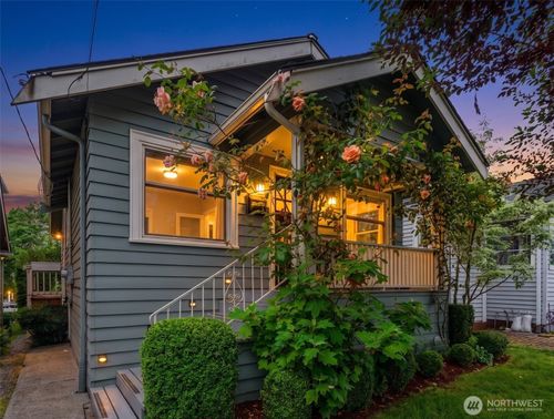 731 N 80th St, Seattle, WA, 98103-4311 | Card Image