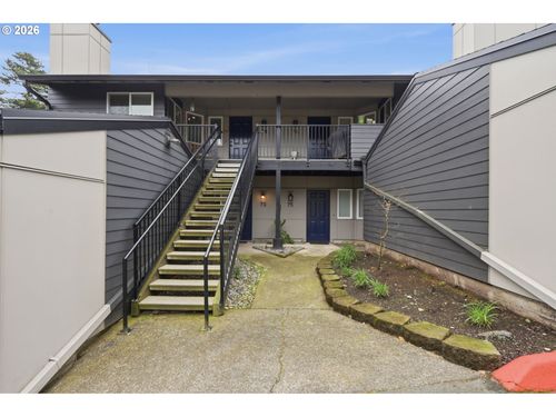 j73-6208 Ne 17th Ave, Vancouver, WA, 98665-0592 | Card Image