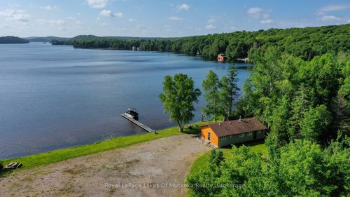3105 Highway 520, Magnetawan, ON, P0A1P0 | Card Image
