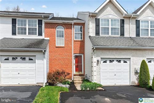 204 Hampshire Drive, SELLERSVILLE, PA, 18960 | Card Image