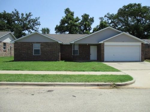 210 Bobbie Ann Ct, Granbury, TX, 76049-7485 | Card Image