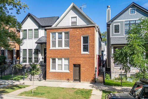 3339 N Hamilton Ave, Chicago, IL, 60618-6216 | Card Image