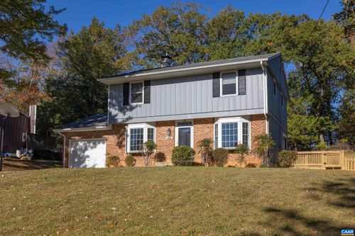 2627 Commonwealth Dr, CHARLOTTESVILLE, VA, 22901-1438 | Card Image