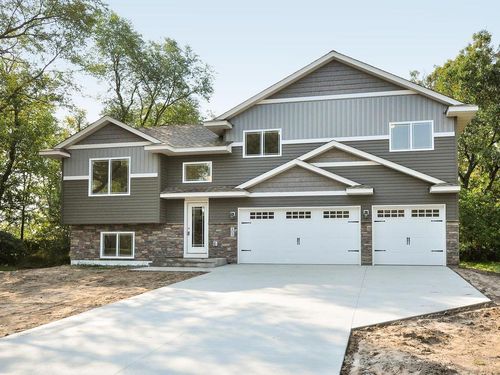 718 Aspen Ct, Sandstone, MN, 55072-4900 | Card Image