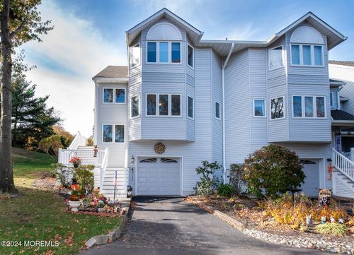 291 Marigold Ct, Toms River, NJ, 08753-1323 | Card Image