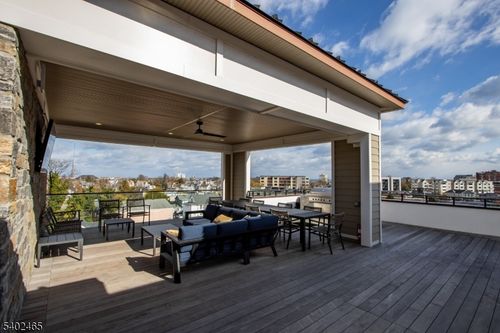 211-272 Willow Ave, Long Branch, NJ, 07740-6108 | Card Image