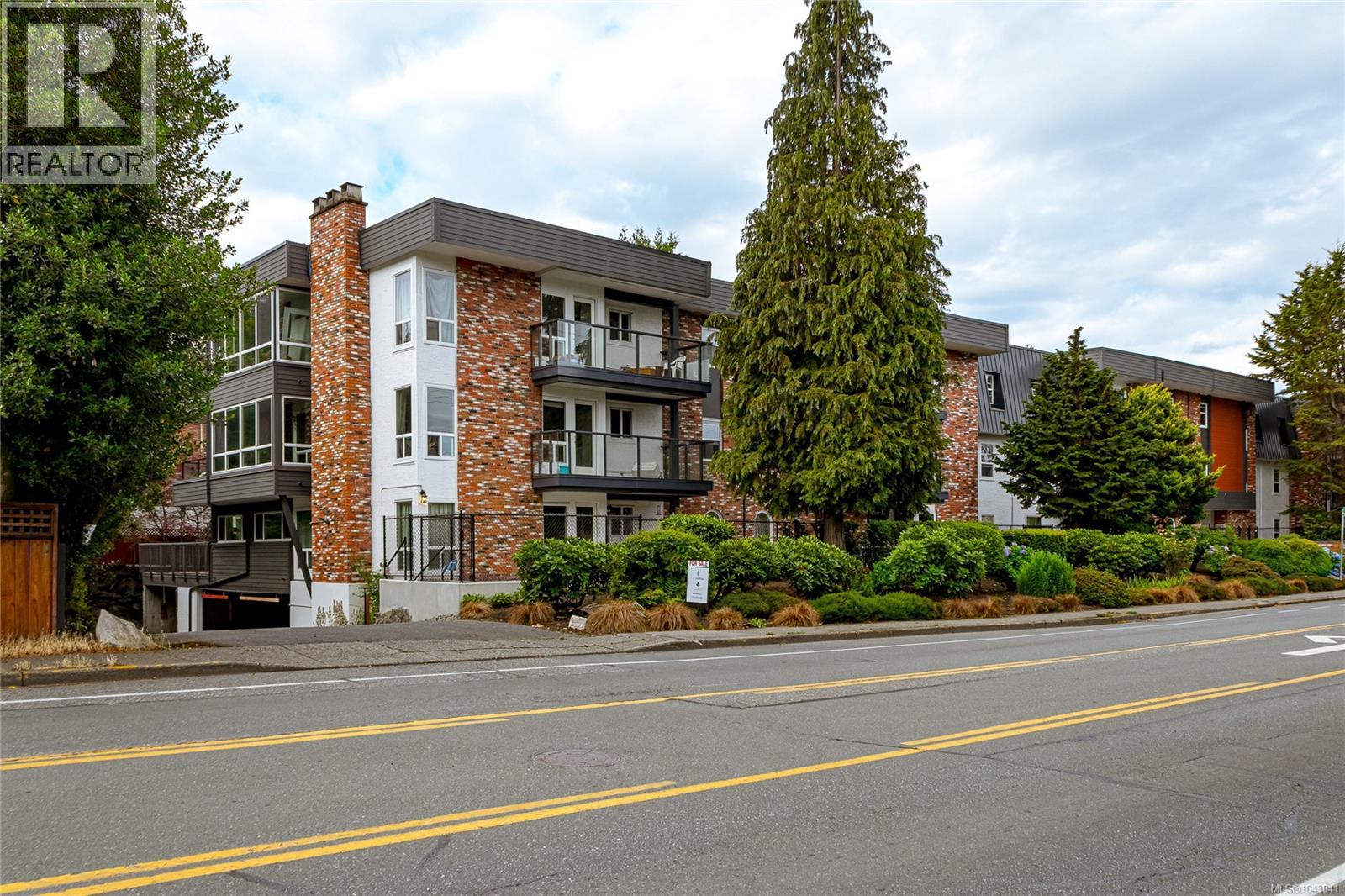 Residential in Saanich