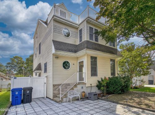 30 Gladney Ave, Toms River, NJ, 08753-7016 | Card Image