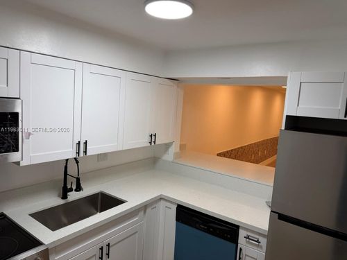 apt-224-20520 Nw 15th Ave, Miami Gardens, FL, 33169-2337 | Card Image