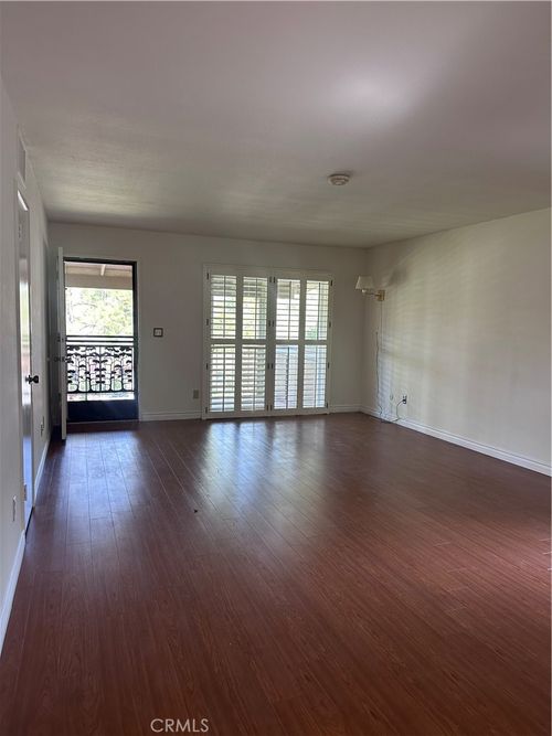 d-26351 Oak Plain Dr, Newhall, CA, 91321-4343 | Card Image