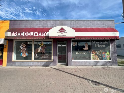 19 S Main St, Omak, WA, 98841 | Card Image