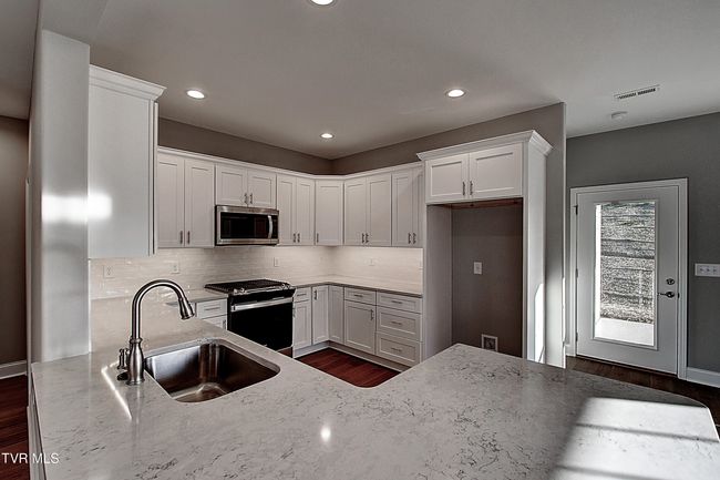 267 Ruby Rose Rdg, House other with 3 bedrooms, 2 bathrooms and null parking in Jonesborough TN | Image 11