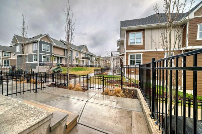 625 Cranbrook Walk Se, Home with 2 bedrooms, 2 bathrooms and 2 parking in Calgary AB | Image 36