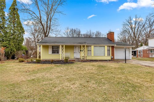 18925 Webster Ave, Southfield, MI, 48076-1805 | Card Image