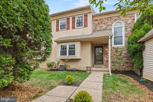 1519 Corsley Ct, MAPLE GLEN, PA, 19002-3137 | Card Image