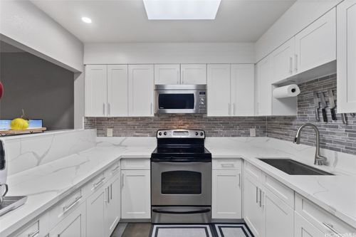 51-95-1042 C Ainamakua Drive, Honolulu, HI, 96789 | Card Image