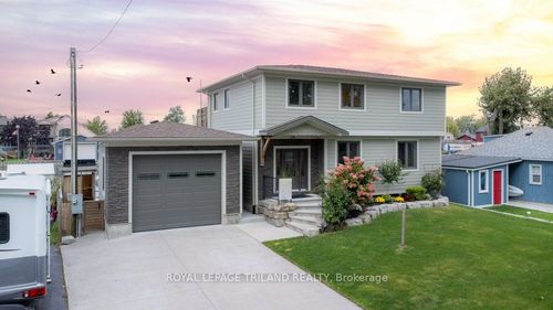 20 Dickinson Ave, Port Rowan, ON, N0E1M0 | Card Image