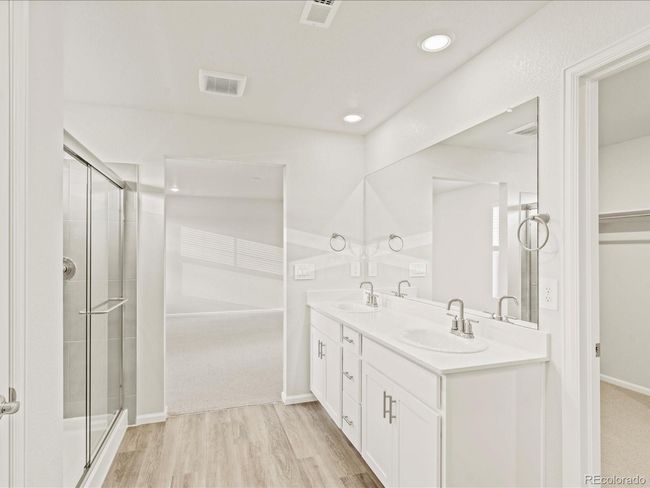 Photos are representative only and are not of the actual home. Actual finishes, elevation, and features may vary. | Image 15