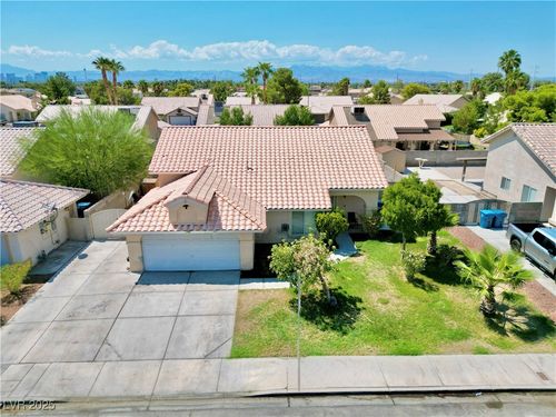 1139 Betty Ln, Las Vegas, NV, 89110-2527 | Card Image