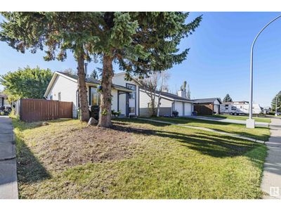 3519 13 Ave Nw, House other with 3 bedrooms, 2 bathrooms and null parking in Edmonton AB | Image 3