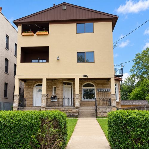 2-301 1/2 S 301 1/2 S Winebiddle St, Bloomfield, PA, 15224 | Card Image