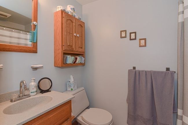 21 Edlin St, House other with 3 bedrooms, 1 bathrooms and 1 parking in Worcester MA | Image 19