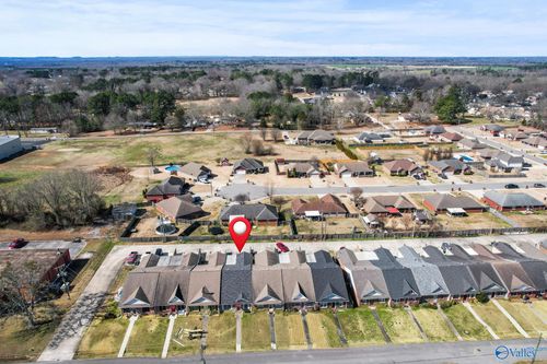 377 Cherry St Nw, Hartselle, AL, 35640-2157 | Card Image