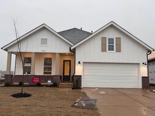 9939 Kemrock Dr S, Cordova, TN, 38018-7170 | Card Image