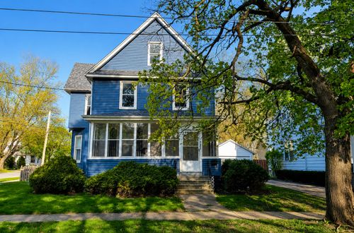 121 N May St, Aurora, IL, 60506-3817 | Card Image
