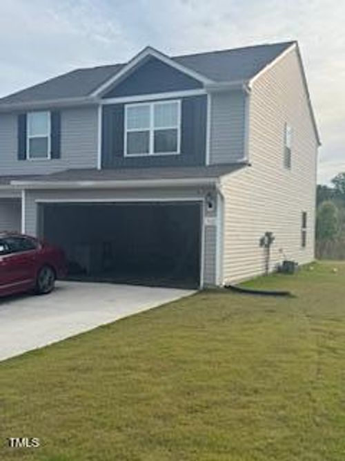 512 Crow Field St, Roxboro, NC, 27574-5537 | Card Image