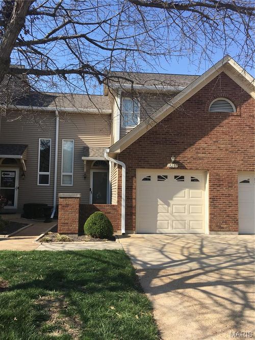 16180 Lea Oak Ct, Chesterfield, MO, 63017-4633 | Card Image