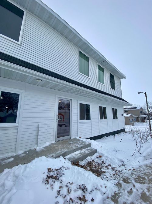 1127 Lakeside Avenue, Wahpeton, IA, 51360 | Card Image