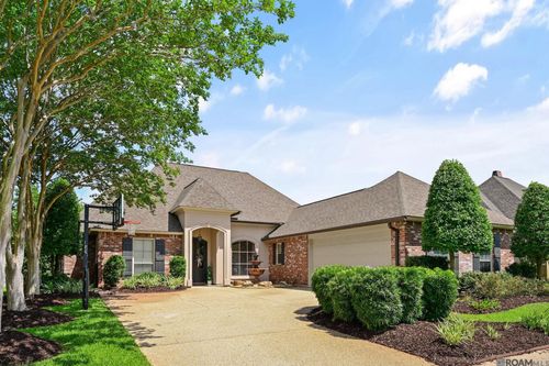 8525 Glenfield Dr, Baton Rouge, LA, 70809-5215 | Card Image