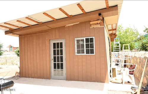 14369 Katherine Dr, Horizon City, TX, 79928-6975 | Card Image