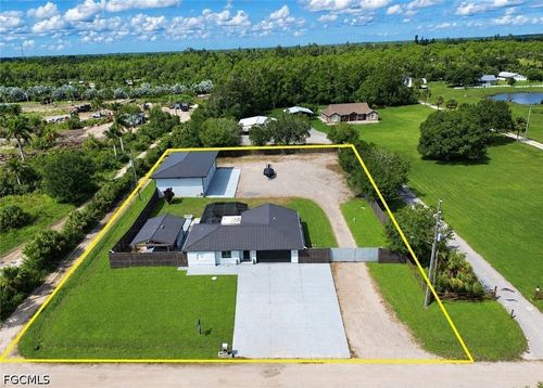 18521 Leetana Rd, North Fort Myers, FL, 33917-4729 | Card Image