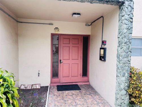 203-4046 Nw 19th St, Lauderhill, FL, 33313-7072 | Card Image