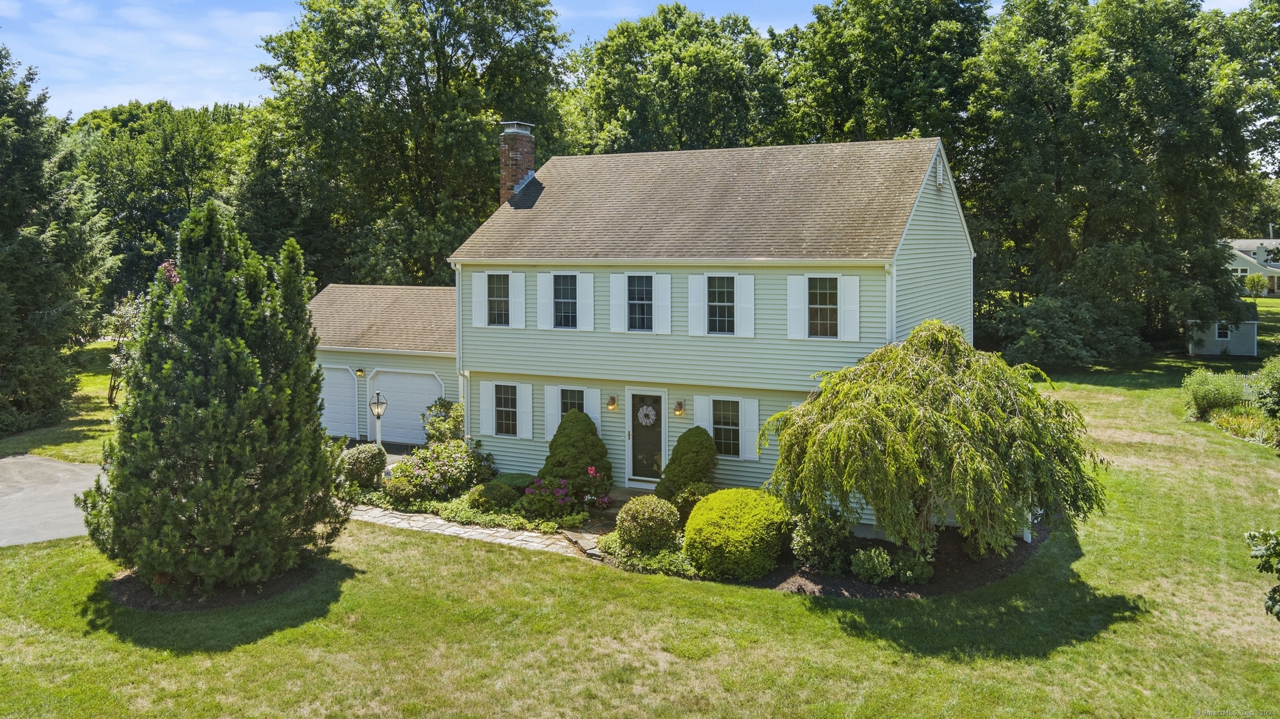 River View Ct, Cheshire, CT 06410
