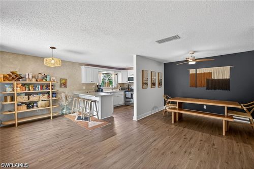 3-1466 Park Shore Cir, FORT MYERS, FL, 33901-9618 | Card Image