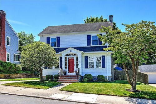 40 Lafayette St, Pawtucket, RI, 02860-6122 | Card Image
