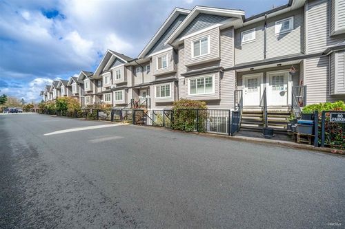 11-11255 132 St, Surrey, BC, V3R4R3 | Card Image