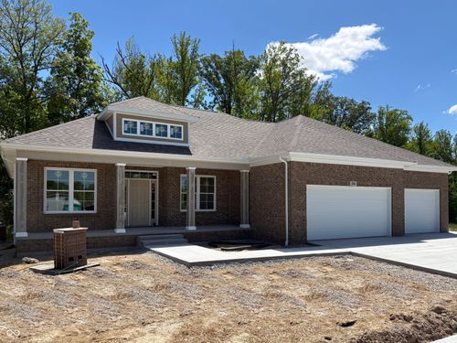 3584 Maple Ridge Dr, Columbus, IN, 47201-5290 | Card Image