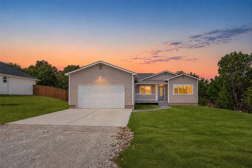 5908 Collins Ct, Granbury, TX, 76048-6689 | Card Image